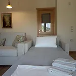 Seaside Retreat House 펜션 Paralia Sergoulas